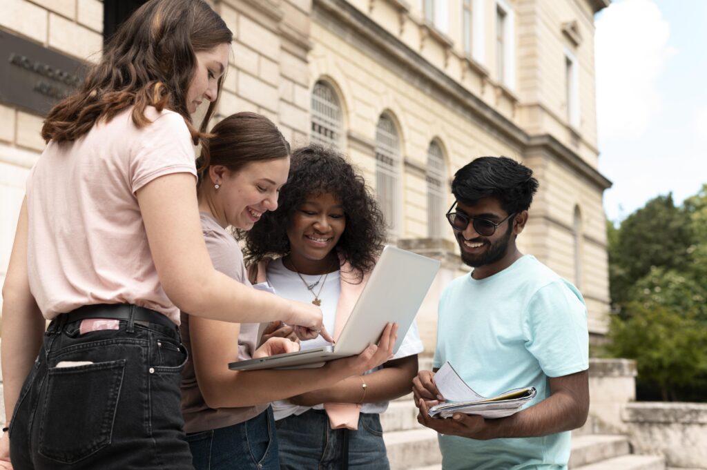 TUM scholarships for international students